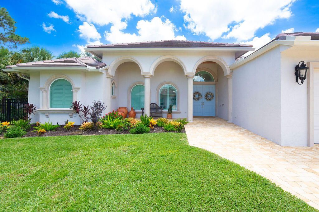 2821 SE North Lookout Boulevard, Port Saint Lucie, FL 34984 Photo