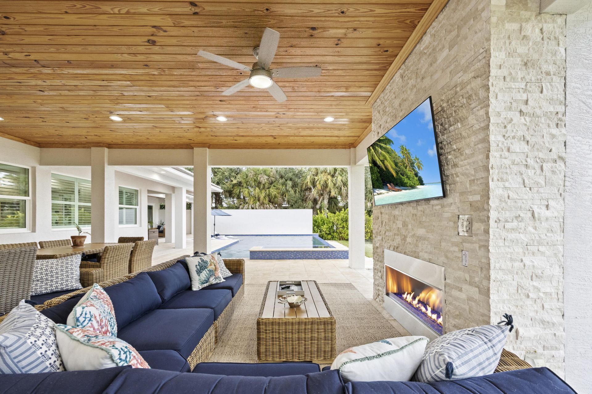 2821 SE North Lookout Boulevard, Port Saint Lucie, FL 34984 Photo