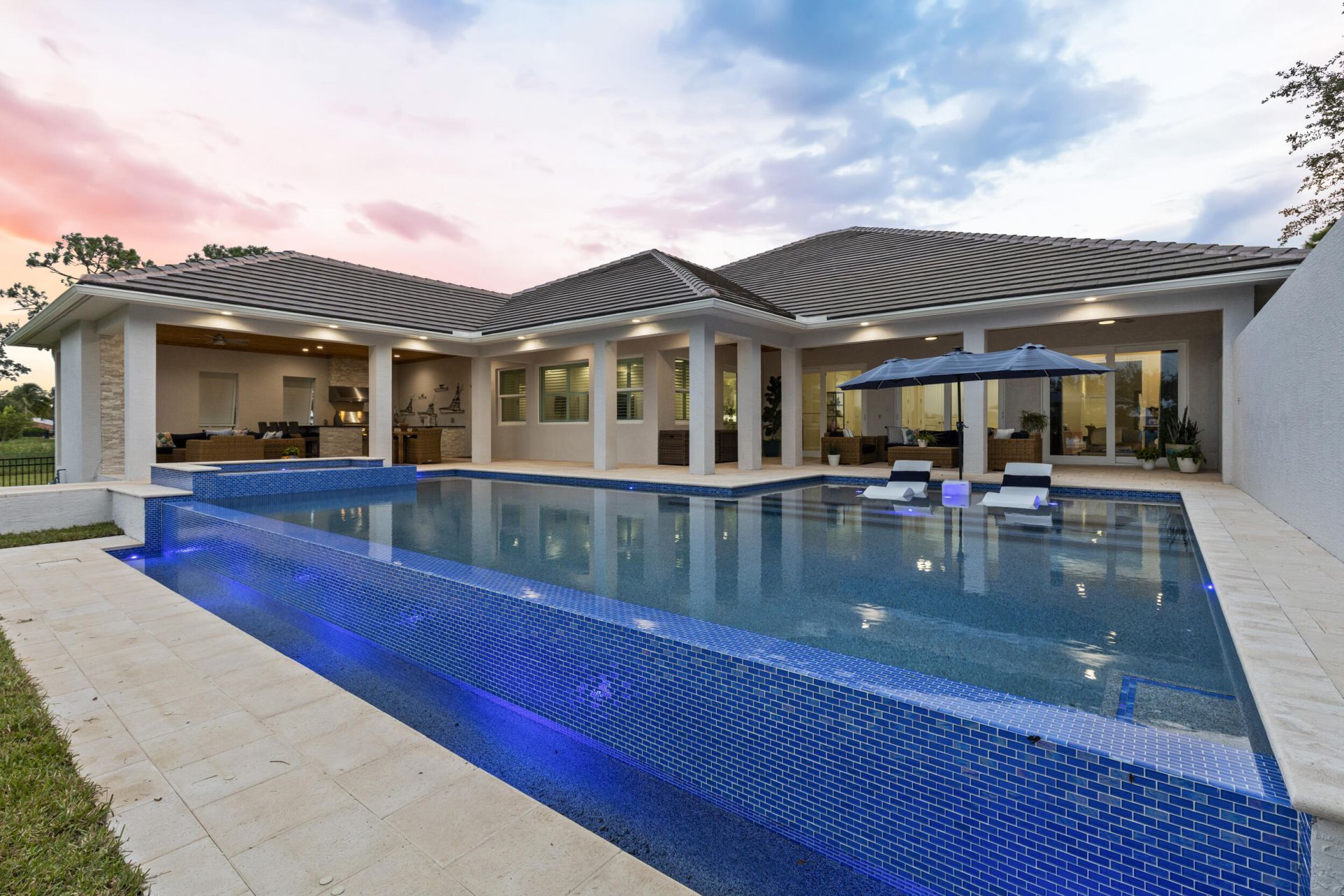 2821 SE North Lookout Boulevard, Port Saint Lucie, FL 34984 Photo