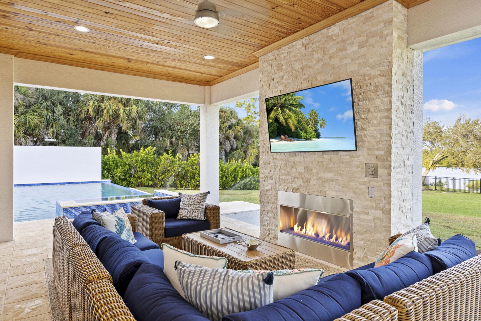 2821 SE North Lookout Boulevard, Port Saint Lucie, FL 34984 Photo