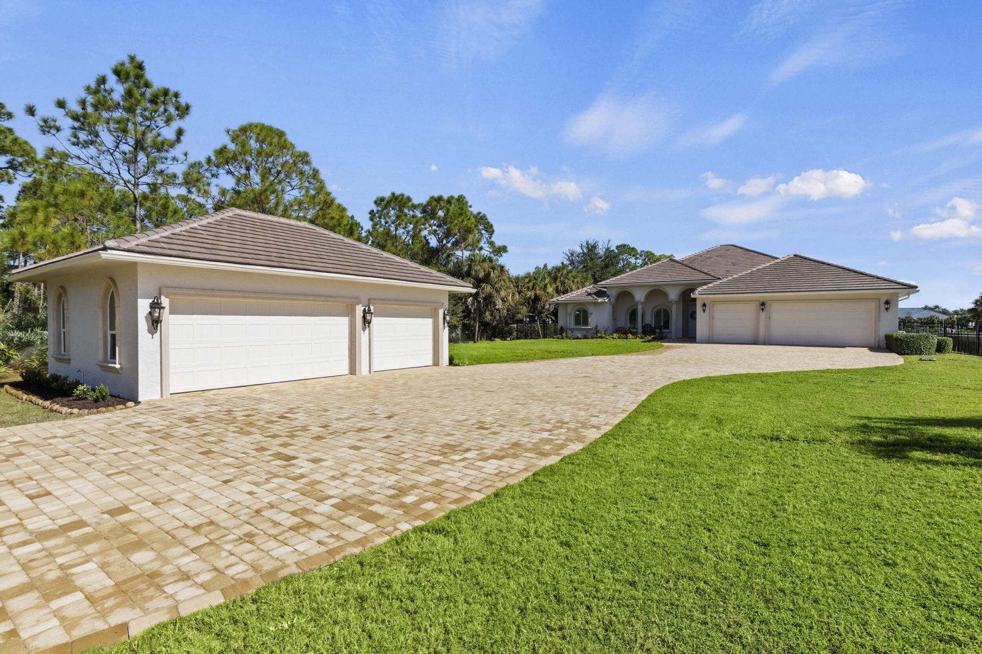 2821 SE North Lookout Boulevard, Port Saint Lucie, FL 34984 Photo