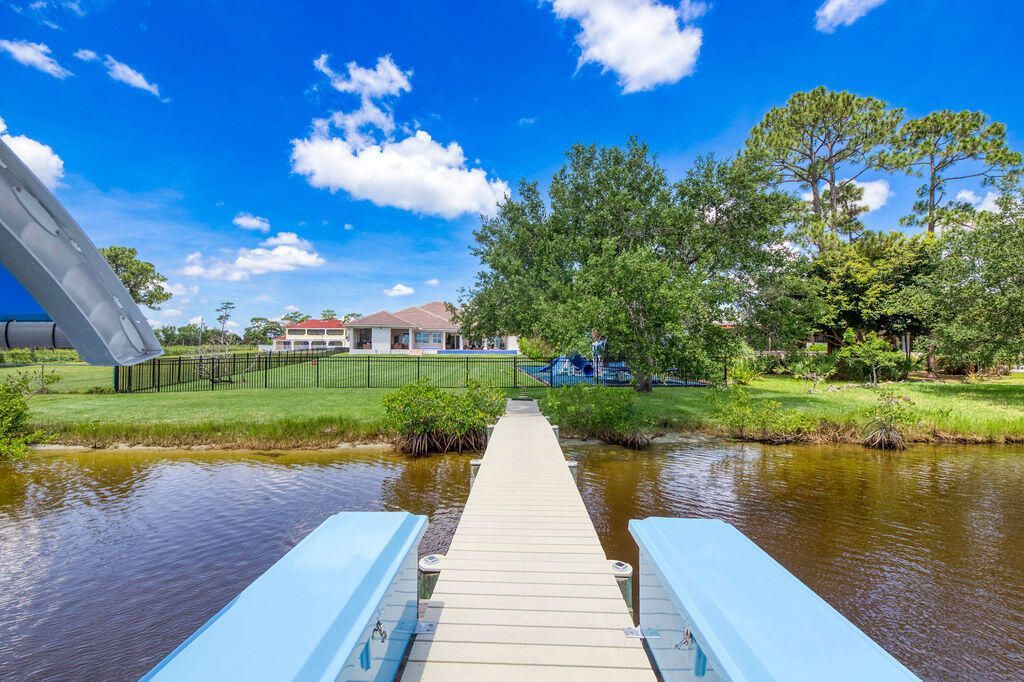 2821 SE North Lookout Boulevard, Port Saint Lucie, FL 34984 Photo