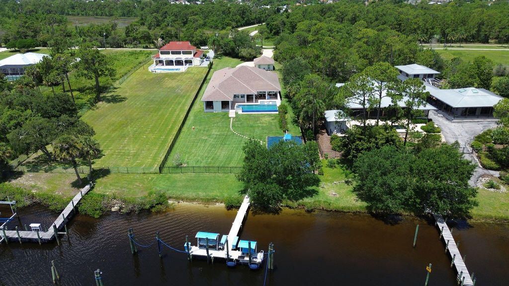 2821 SE North Lookout Boulevard, Port Saint Lucie, FL 34984 Photo