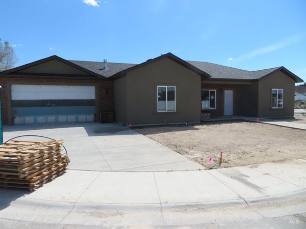 284 Sandi Road, Twin Falls, ID 83301