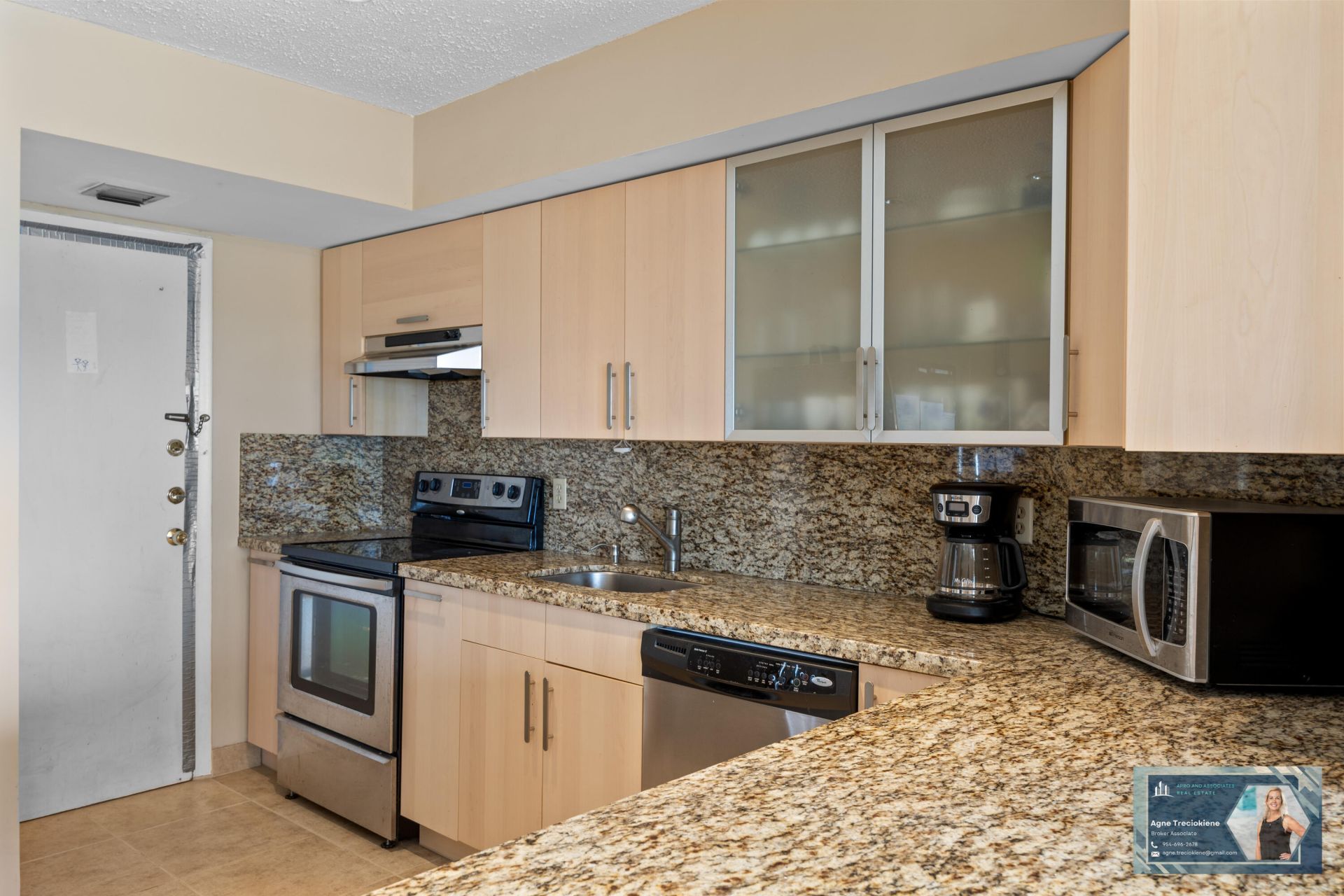 300 Diplomat Parkway, Unit 607, Hallandale Beach, FL 33009 Photo