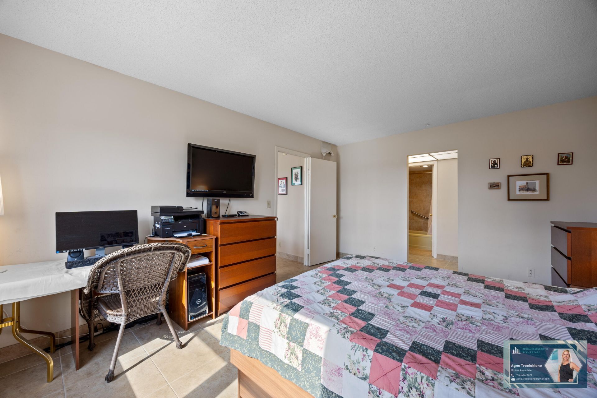 300 Diplomat Parkway, Unit 607, Hallandale Beach, FL 33009 Photo