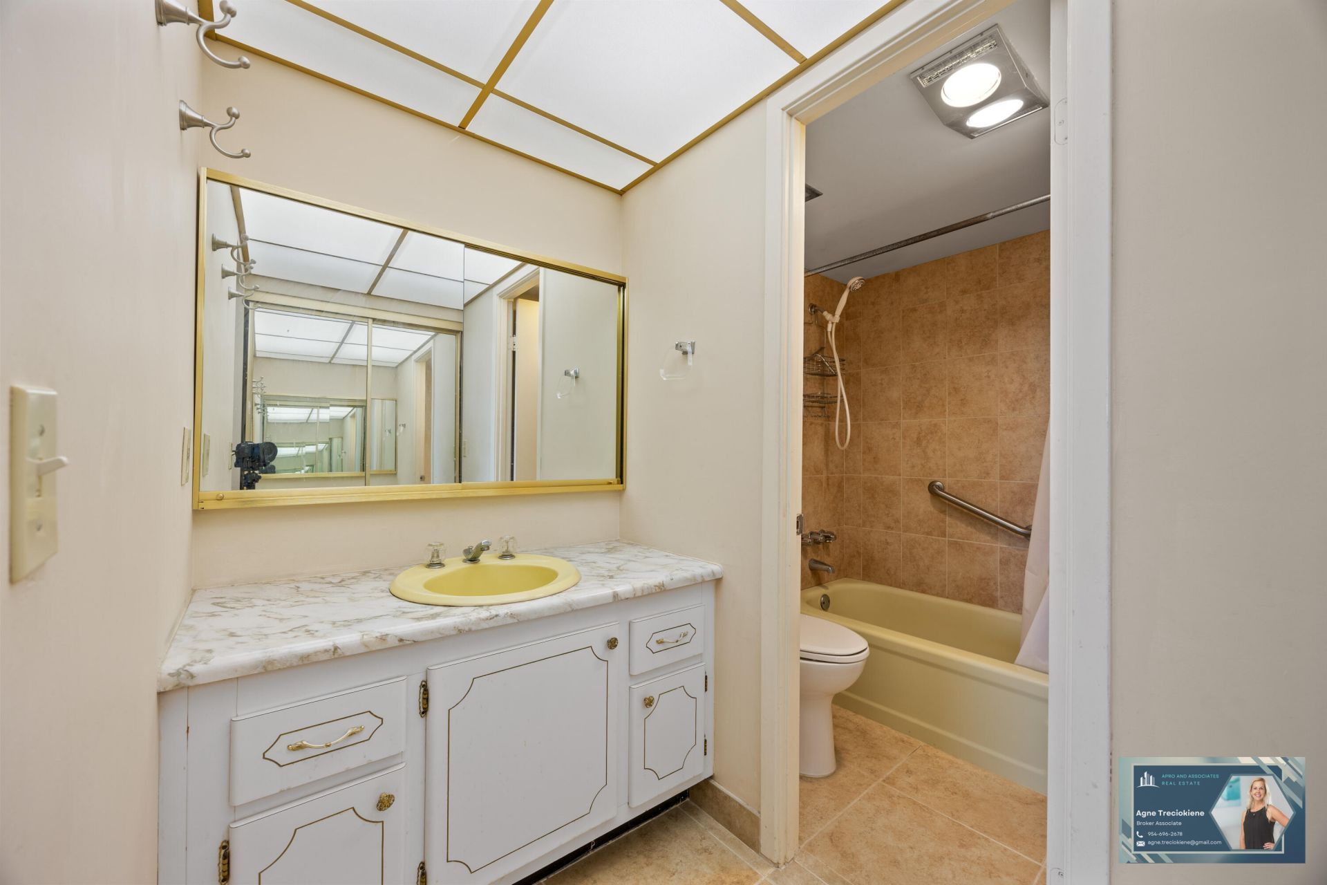 300 Diplomat Parkway, Unit 607, Hallandale Beach, FL 33009 Photo