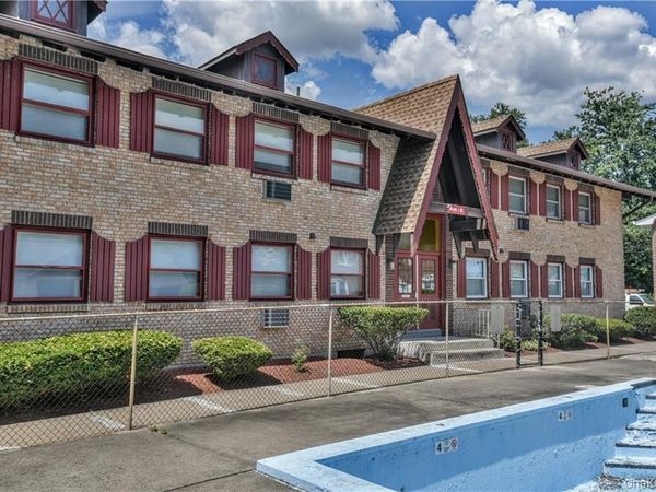 21 Normandy Village Village, Unit 2, Nanuet, NY 10954