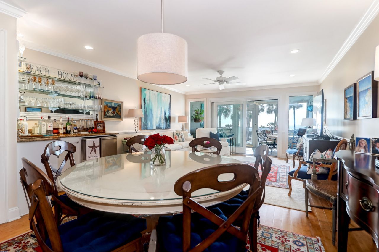 22 Beach Club Villas Photo 11