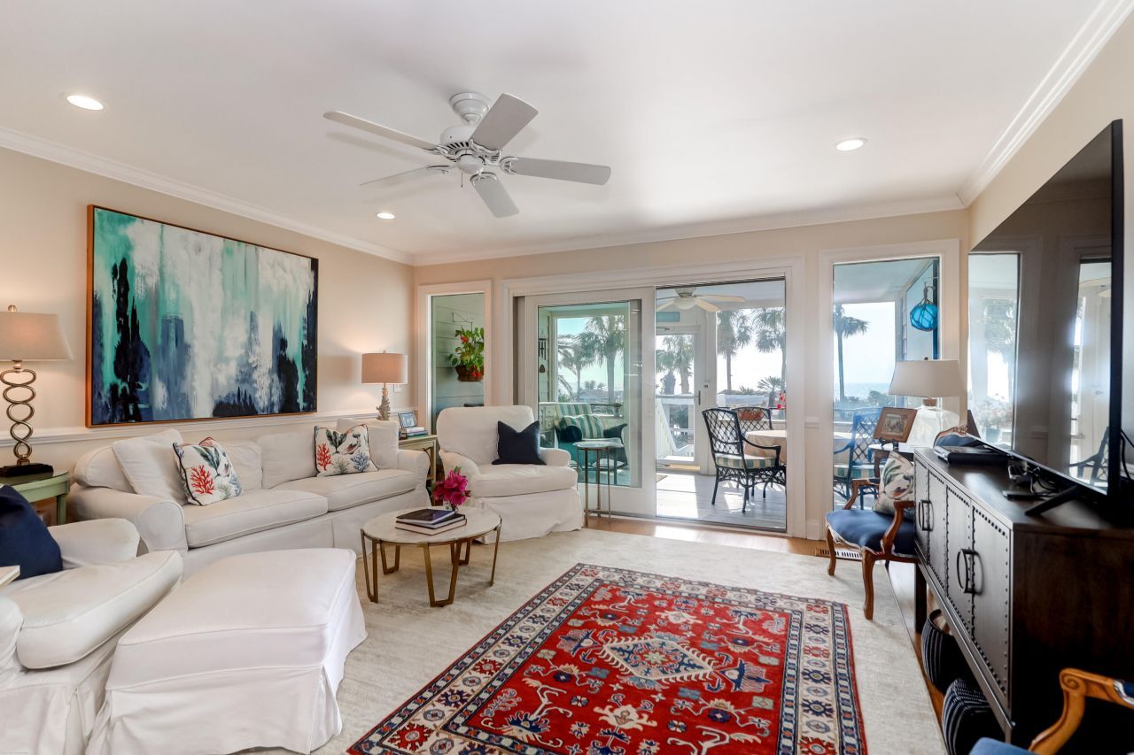 22 Beach Club Villas Photo 9