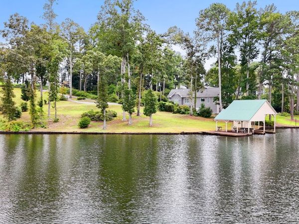 3272 S Bay Drive, Jonesboro, GA 30236