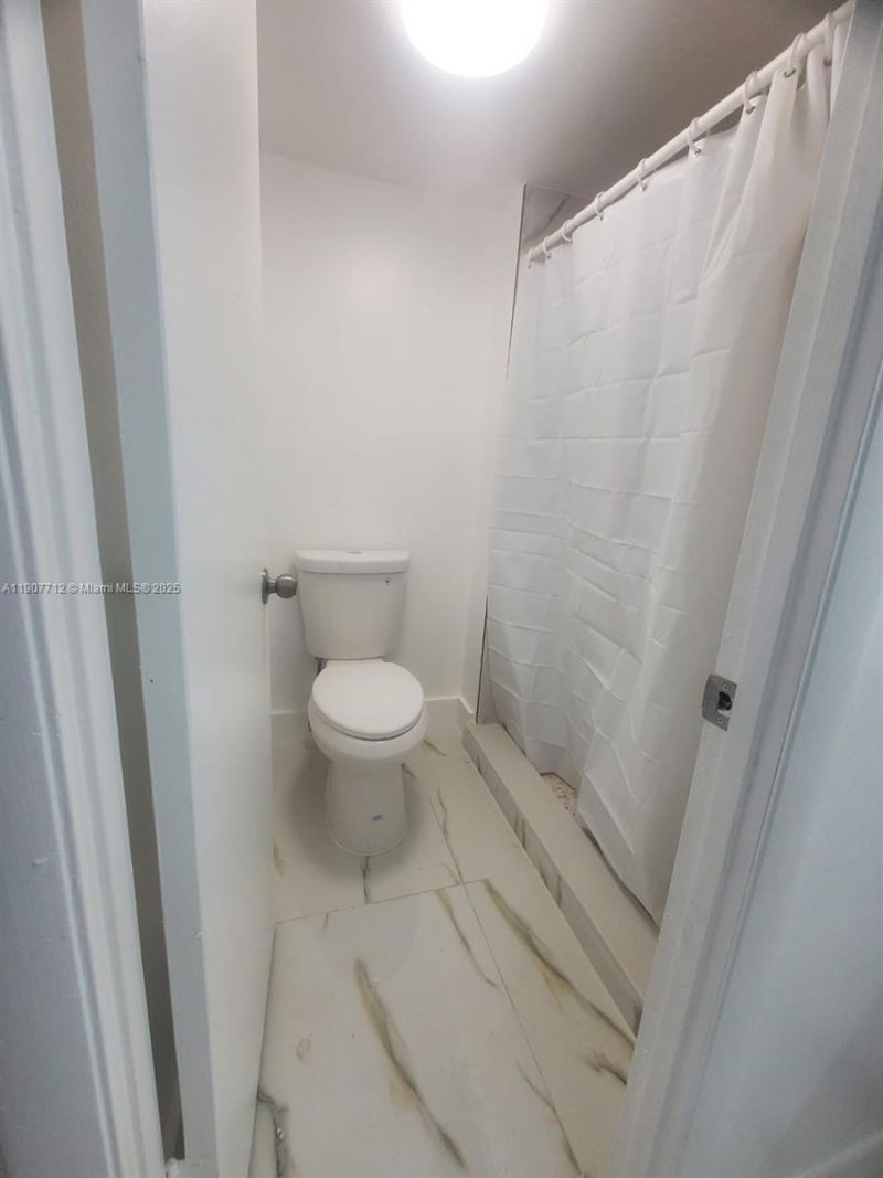 3300 Spanish Moss Ter, Unit 411, Lauderhill, FL 33319 Photo