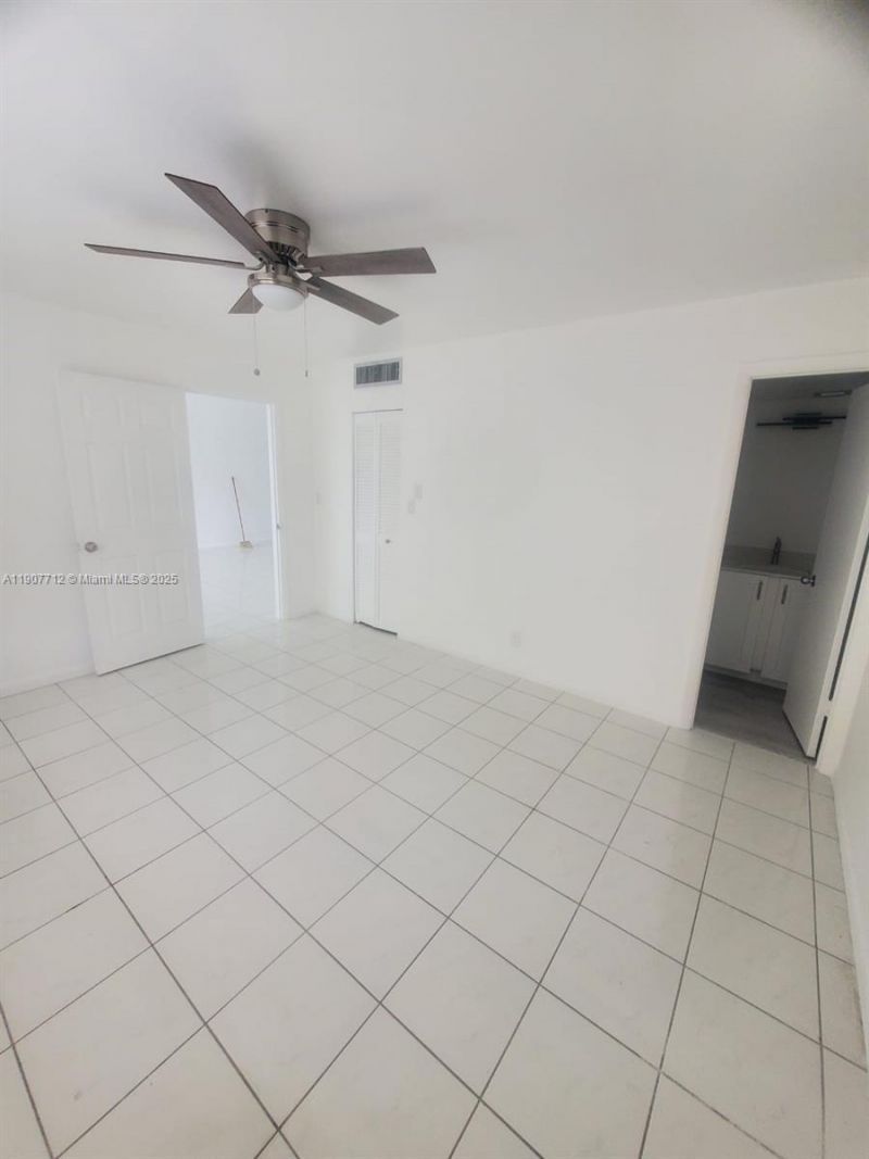 3300 Spanish Moss Ter, Unit 411, Lauderhill, FL 33319 Photo
