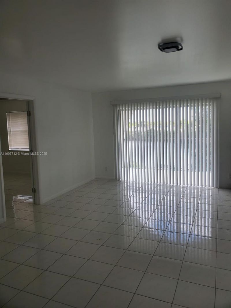 3300 Spanish Moss Ter, Unit 411, Lauderhill, FL 33319 Photo