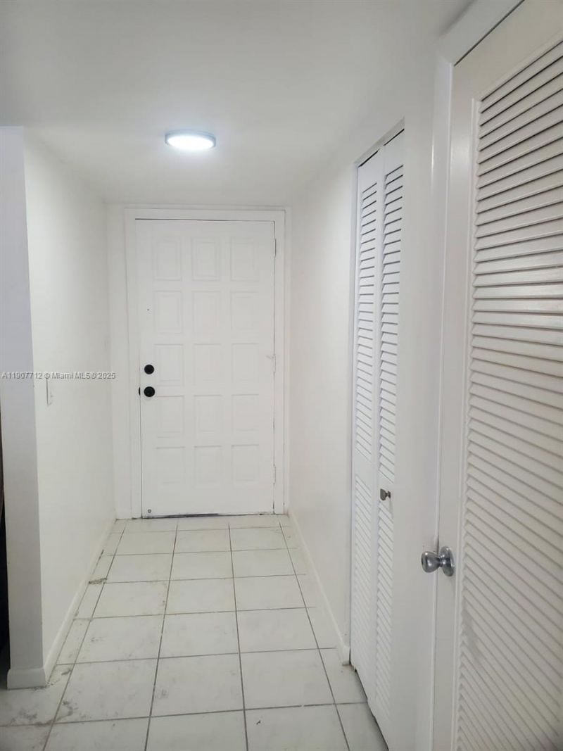 3300 Spanish Moss Ter, Unit 411, Lauderhill, FL 33319 Photo