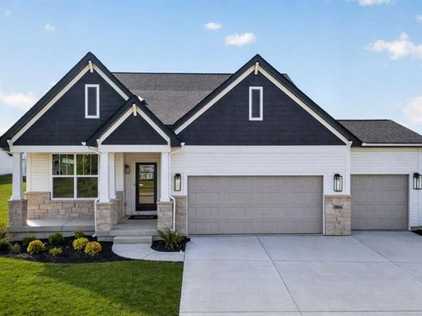 1004 Santiago Trail, Cottleville, MO 63304