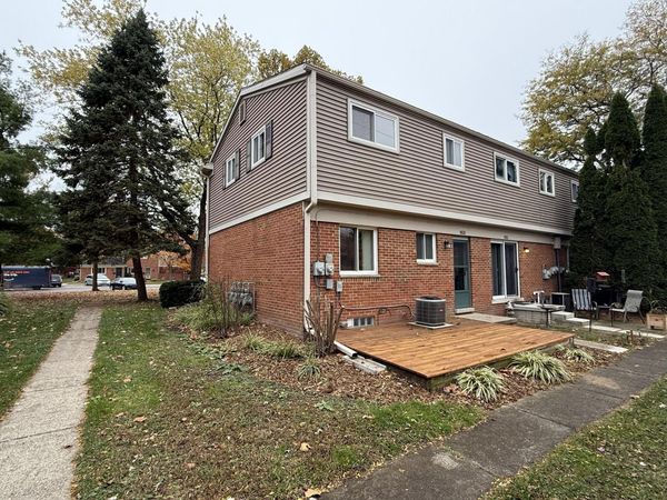 3393 Williamsburg Road, Ann Arbor, MI 48108