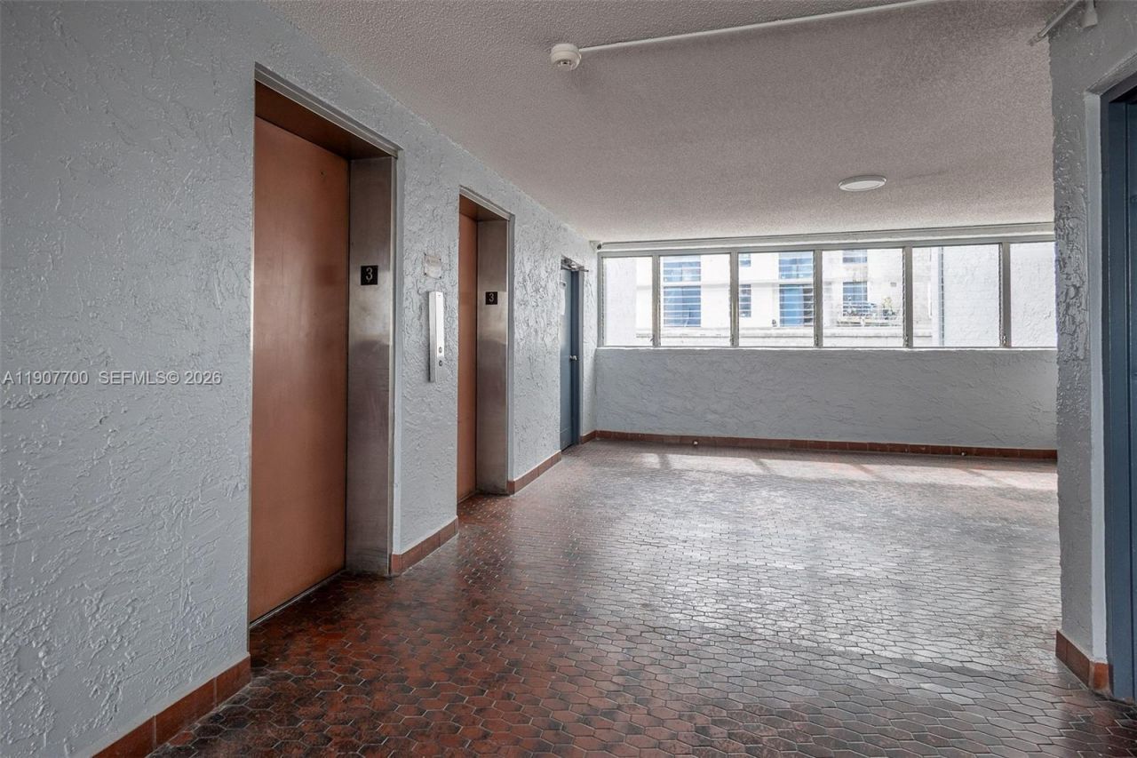 750 NW 43rd Ave, Unit 308, Miami, FL 33126 Photo