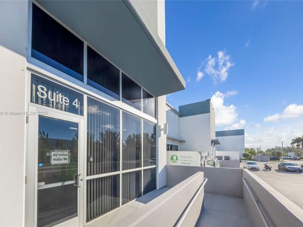 14001 NW 112th Ave, Unit 4, Hialeah Gardens, FL 33018