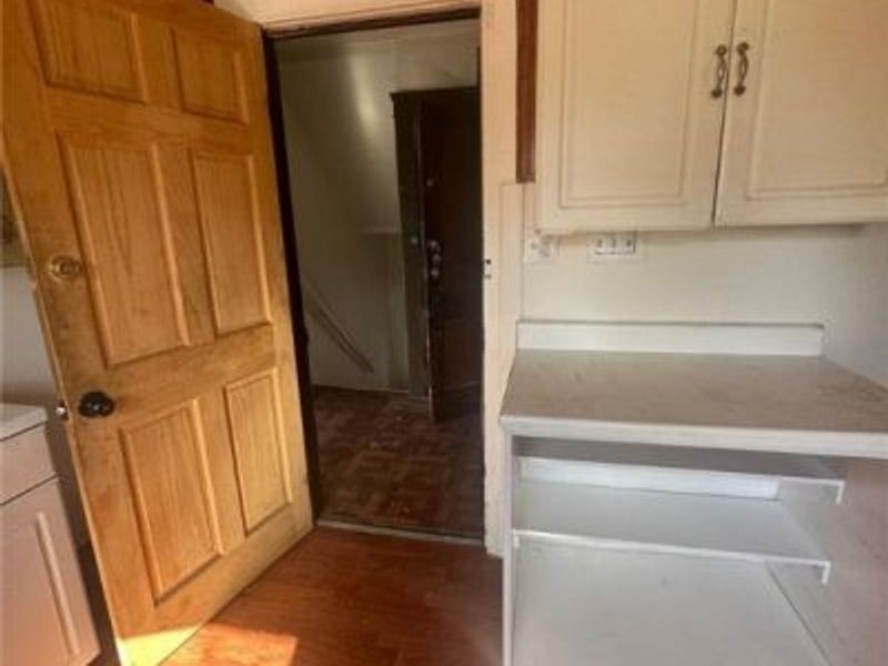 11117 Melba Avenue, Cleveland, OH 44104 Photo 18