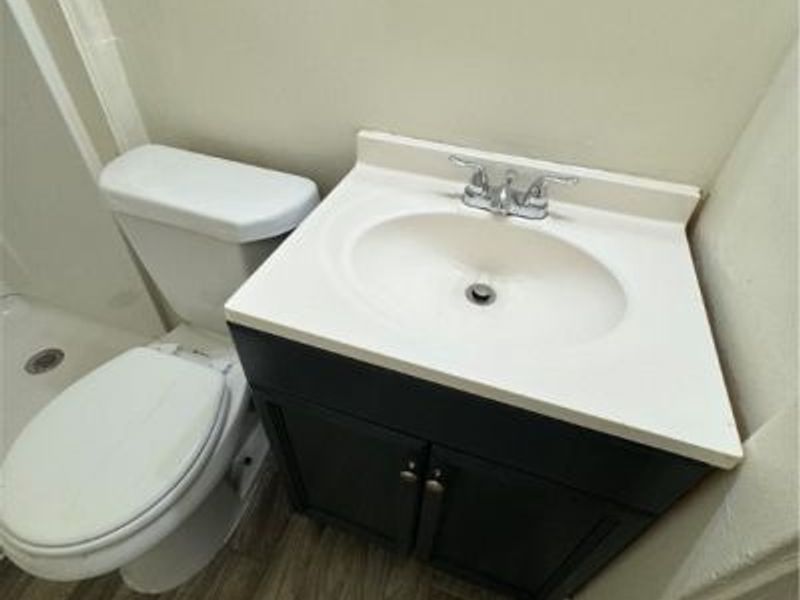 11117 Melba Avenue, Cleveland, OH 44104 Photo 37