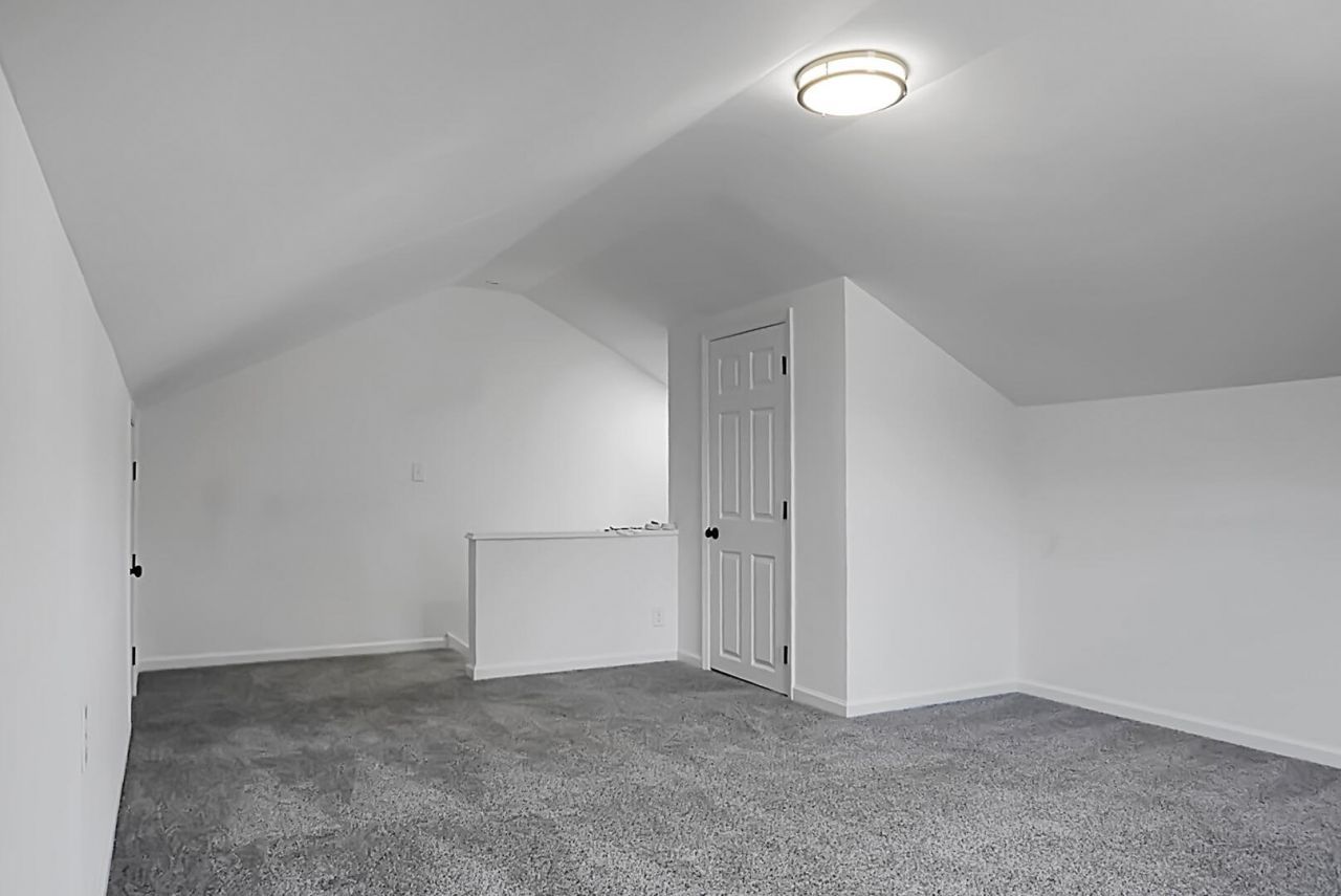 401 Terrier Road Photo 20