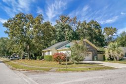 401 Terrier Road photo 4