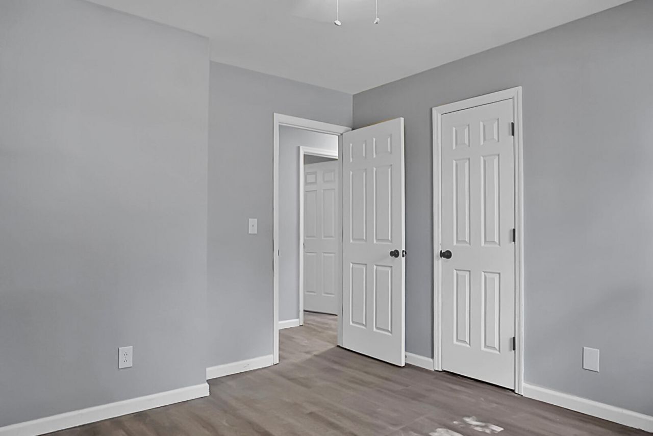 401 Terrier Road Photo 34