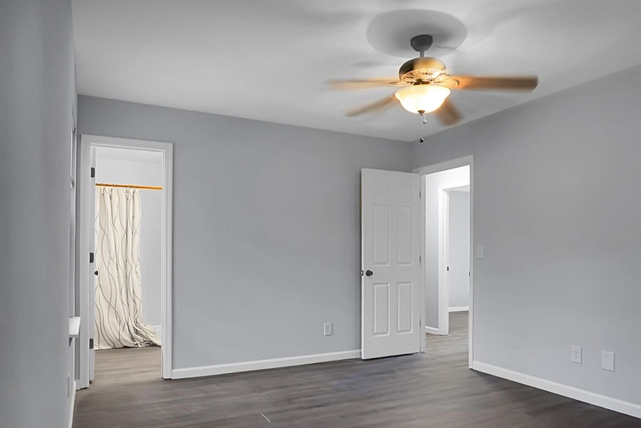 401 Terrier Road Photo 38