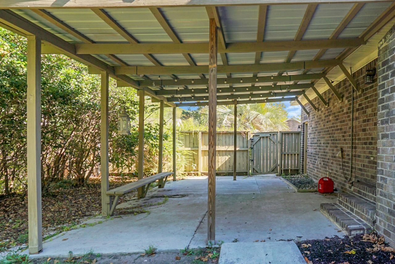 401 Terrier Road Photo 41