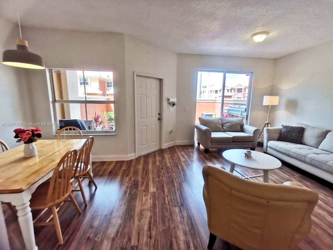 6201 NW 114th Pl, Unit 245, Doral, FL 33178 Photo