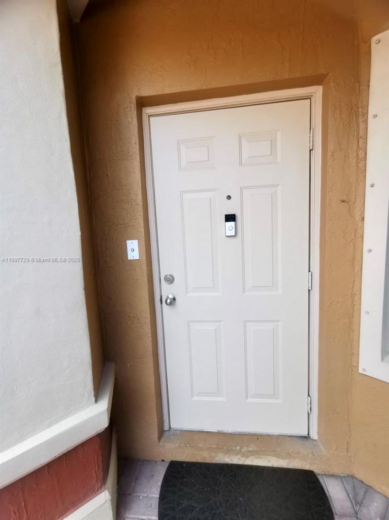 6201 NW 114th Pl, Unit 245, Doral, FL 33178 Photo