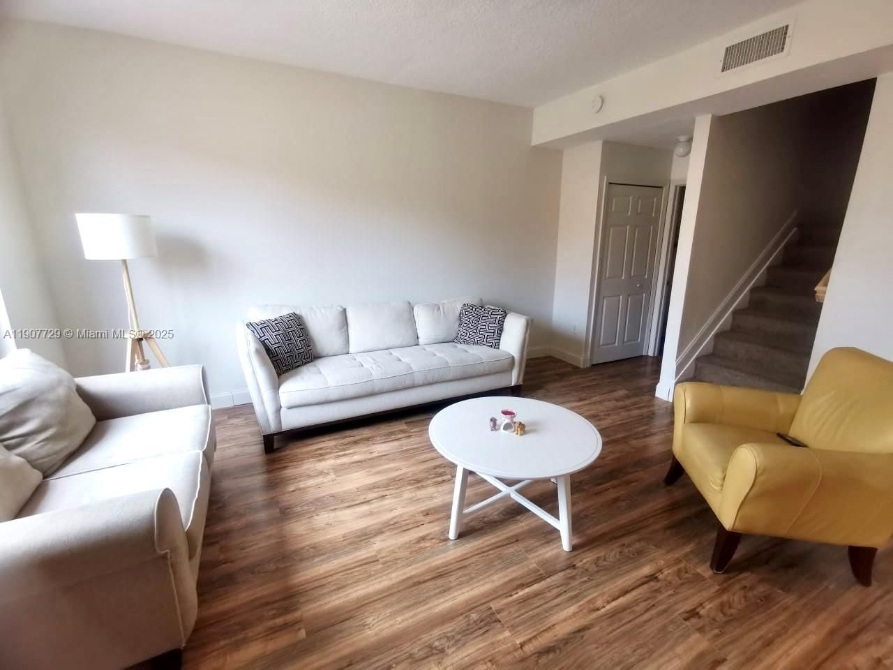 6201 NW 114th Pl, Unit 245, Doral, FL 33178 Photo