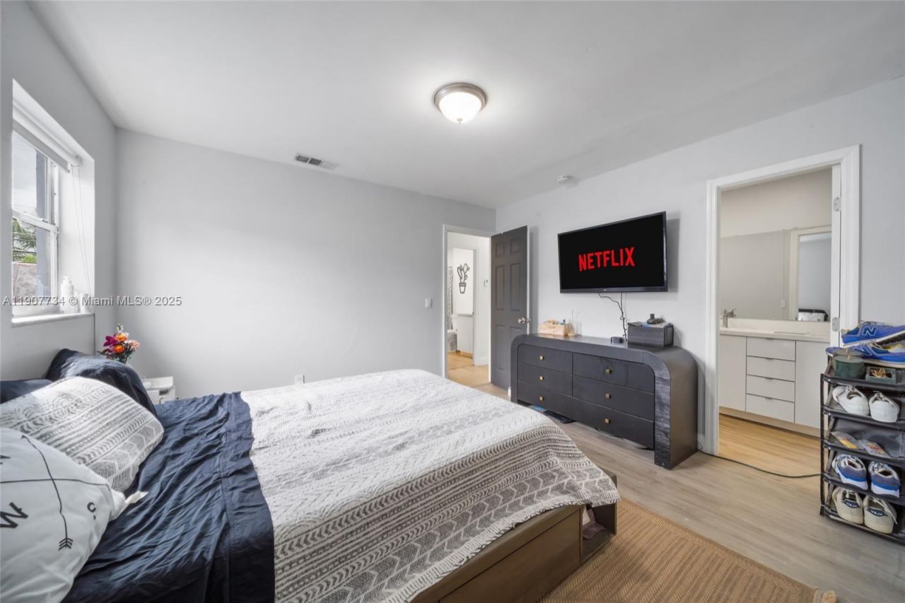 1889 NW 6th Ave, Pompano Beach, FL 33060 Photo