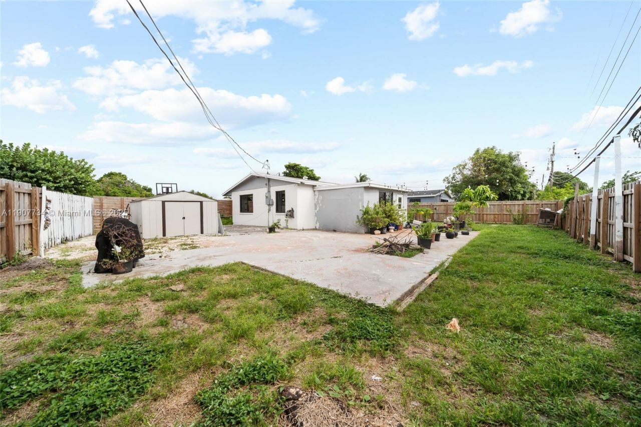 1889 NW 6th Ave, Pompano Beach, FL 33060 Photo