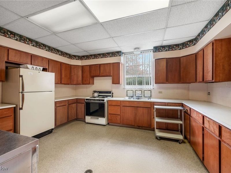 1900 East Avenue, Akron, OH 44314 Photo 39