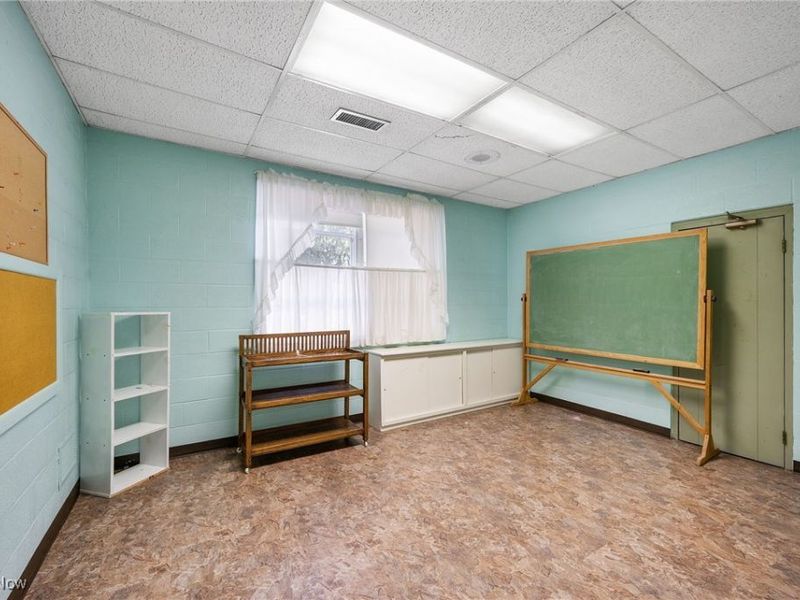 1900 East Avenue, Akron, OH 44314 Photo 49