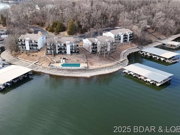 31313 Northshore Drive , Unit 402D, Rocky Mount, MO 65072