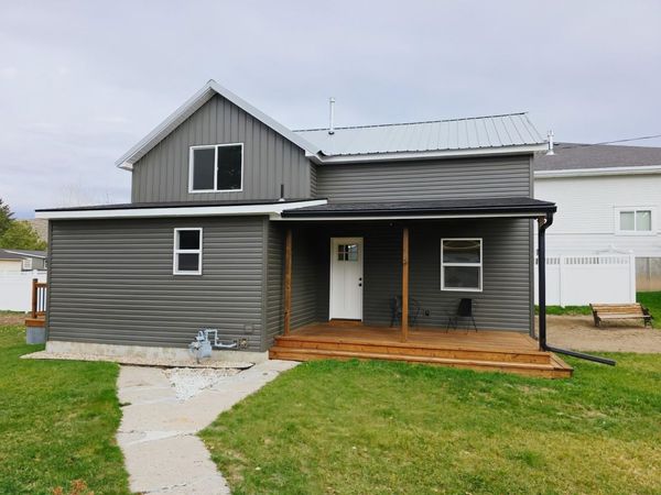 131 N 2nd East, Soda Springs, ID 83276