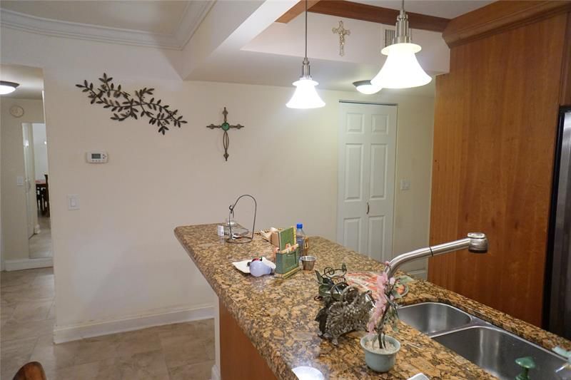 2851 Somerset Drive, Unit 103, Lauderdale Lakes, FL 33311 Photo