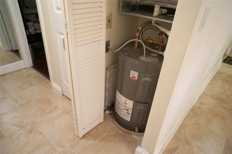 2851 Somerset Drive, Unit 103, Lauderdale Lakes, FL 33311 Photo