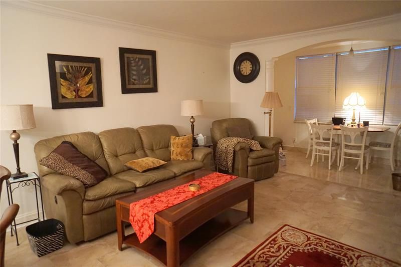 2851 Somerset Drive, Unit 103, Lauderdale Lakes, FL 33311 Photo