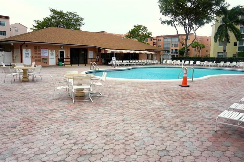 2851 Somerset Drive, Unit 103, Lauderdale Lakes, FL 33311 Photo