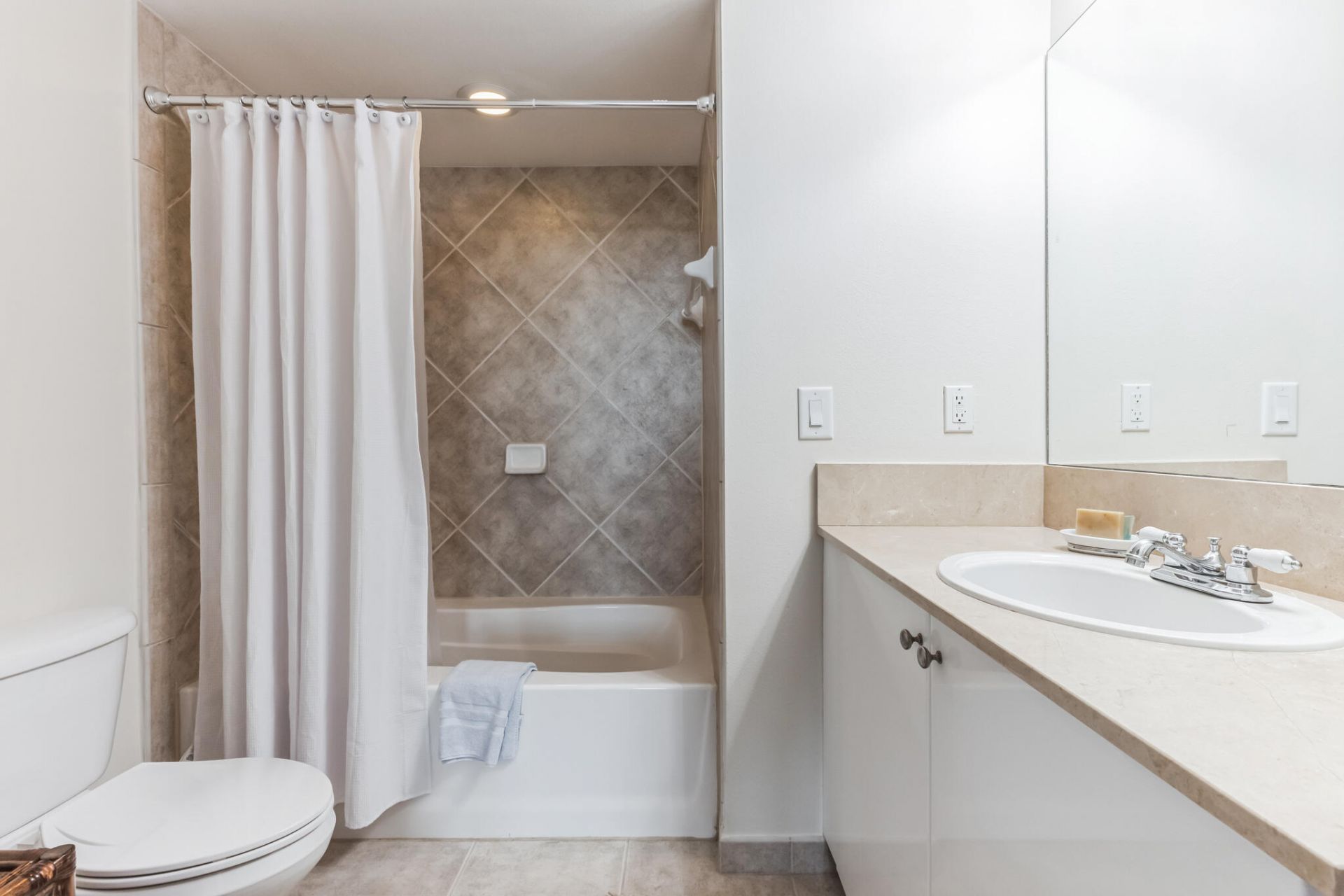 700 E Boynton Beach Boulevard, Unit 511, Boynton Beach, FL 33435 Photo