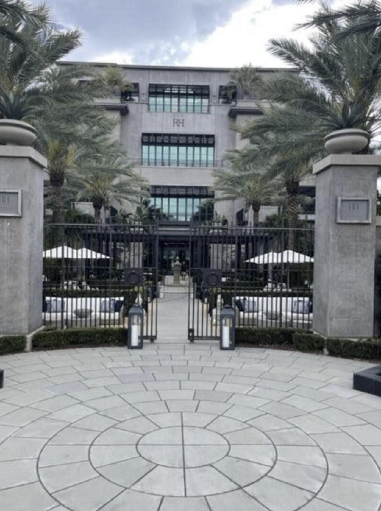 3636 Whitehall Drive, Unit 401, West Palm Beach, FL 33401 Photo