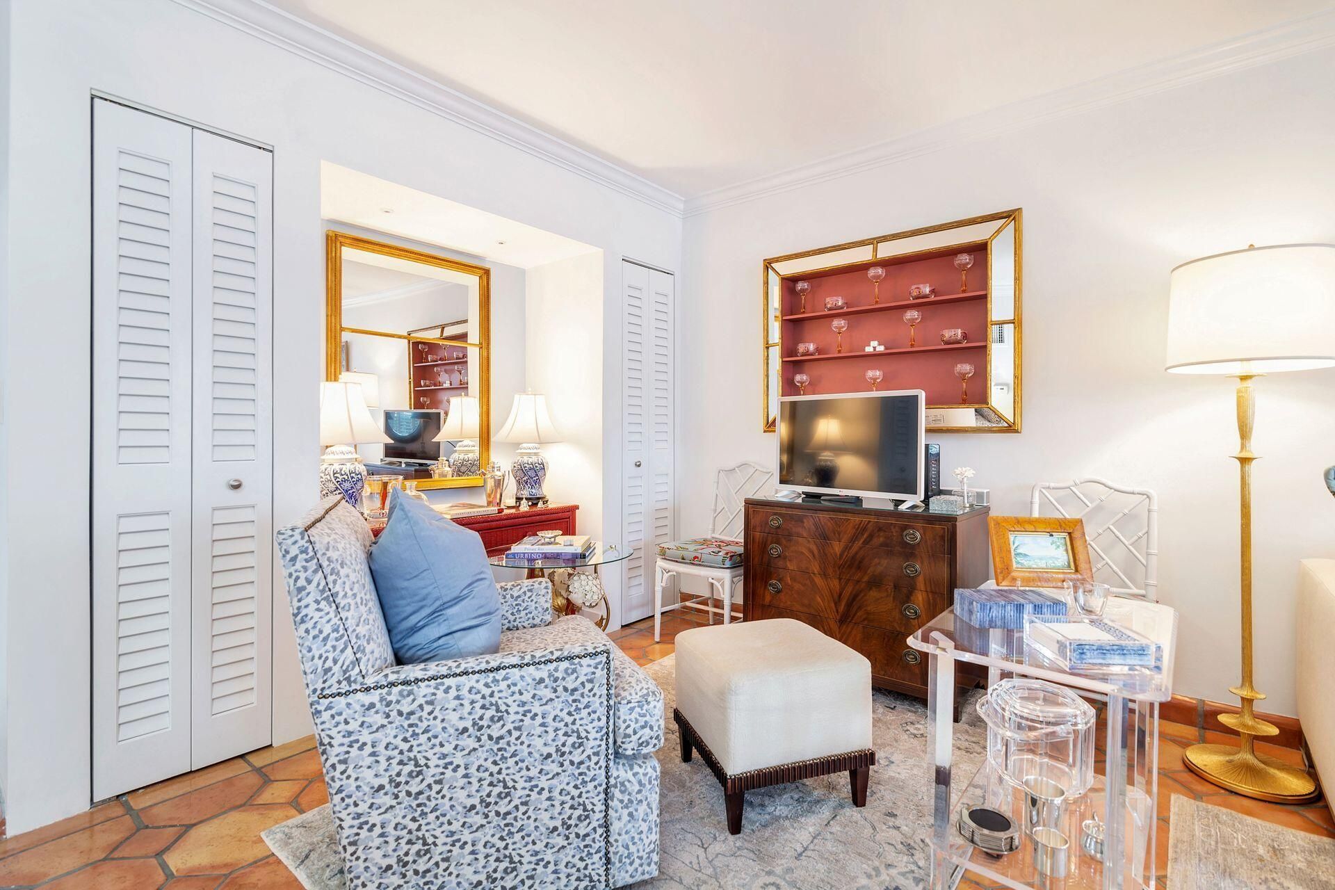 401 Peruvian Avenue, Unit 1040, Palm Beach, FL 33480 Photo