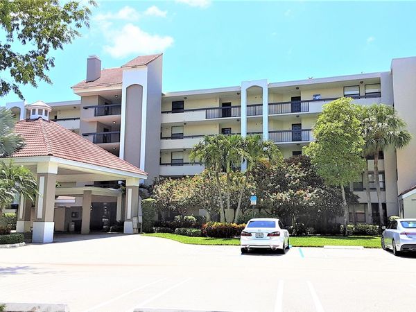 1915 Lavers Circle, Unit E208, Delray Beach, FL 33444