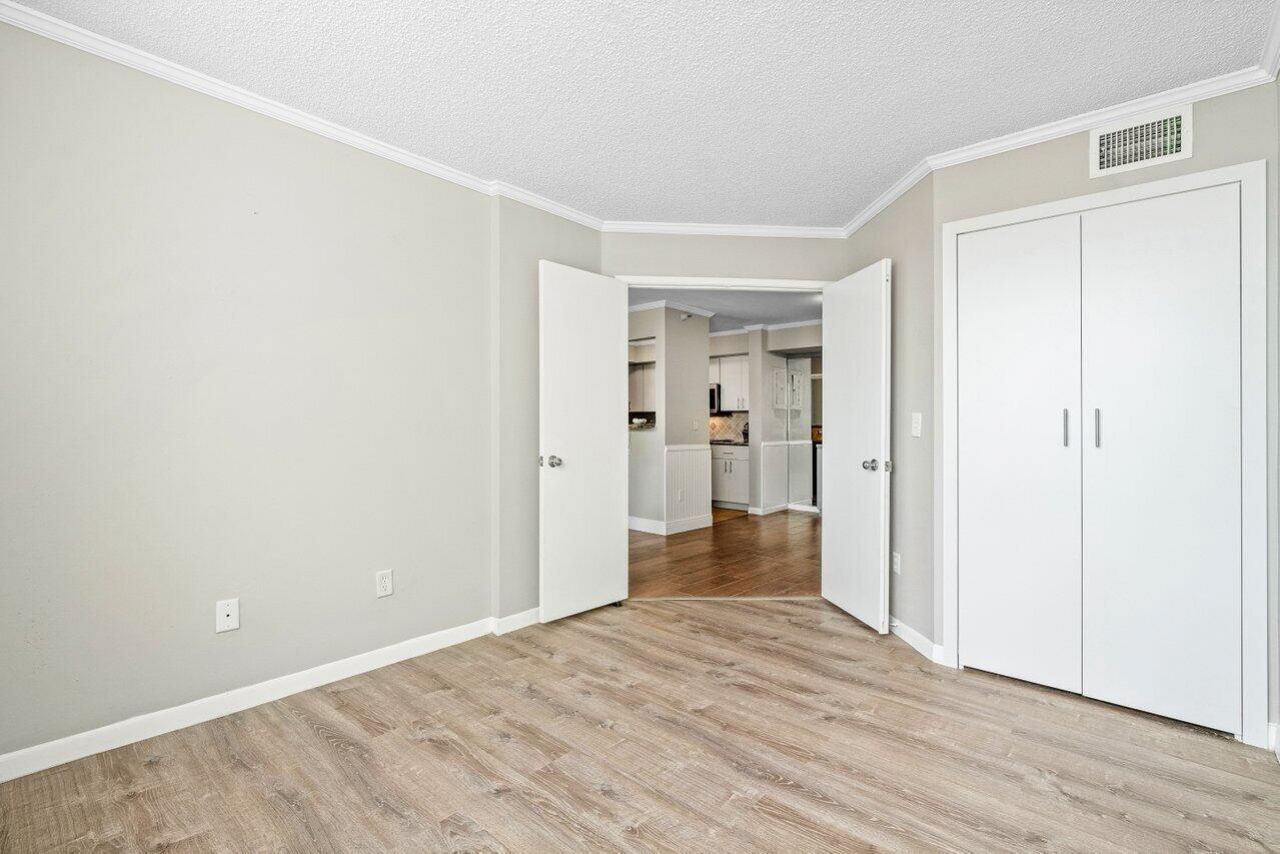 135 Yacht Club Way, Unit 204, Hypoluxo, FL 33462 Photo