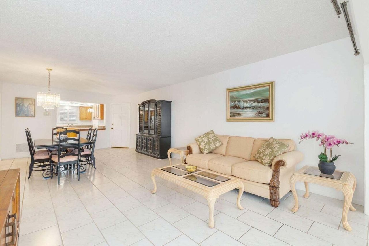 907 Marina Drive, Unit 402, North Palm Beach, FL 33408 Photo