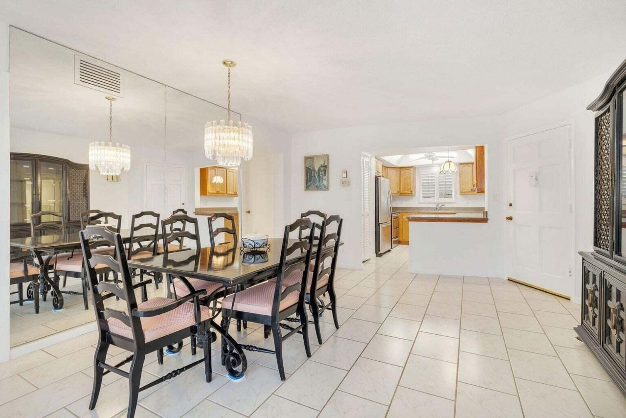 907 Marina Drive, Unit 402, North Palm Beach, FL 33408 Photo